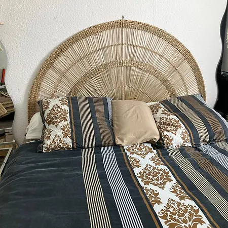 Situation Ideale - Proche Et Village Naturiste - Centre Port A 2 Pas - Plain Pied, Avec Parking *