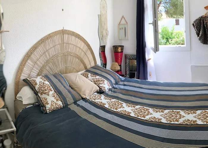 Situation Ideale - Proche Et Village Naturiste - Centre Port A 2 Pas - Plain Pied, Avec Parking Dom wakacyjny *