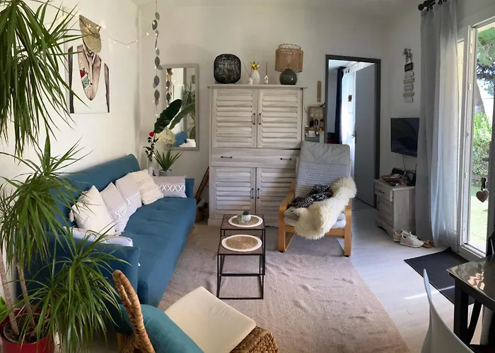 Dom wakacyjny Situation Ideale - Proche Et Village Naturiste - Centre Port A 2 Pas - Plain Pied, Avec Parking